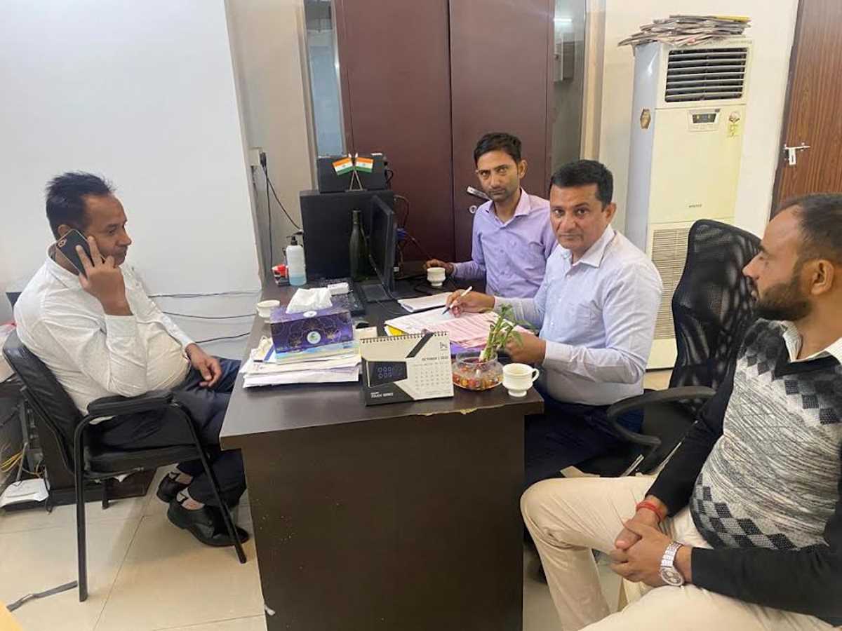 दो सोसाइटी, स्कूल व उद्योग पर लगाया 1.72 लाख का जुर्माना दो सोसाइटी, स्कूल व उद्योग पर लगाया 1.72 लाख का जुर्माना